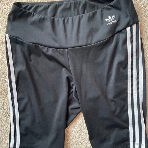 Adidas Tight Short - Picture 1 of 2